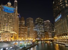 Chicago River: 1.5-Hour Guided Architecture Cruise