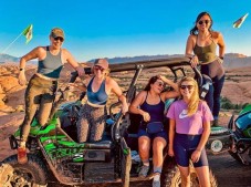 Moab: Hell's Revenge Off-Road Sunset Tour for Two