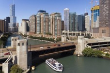 Chicago River: 1.5-Hour Guided Architecture Cruise